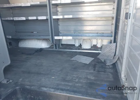 2016 Chevrolet Express 2500 Work Van z USA, uszkodzony, nr VIN 1GCWGAFF0G1277498